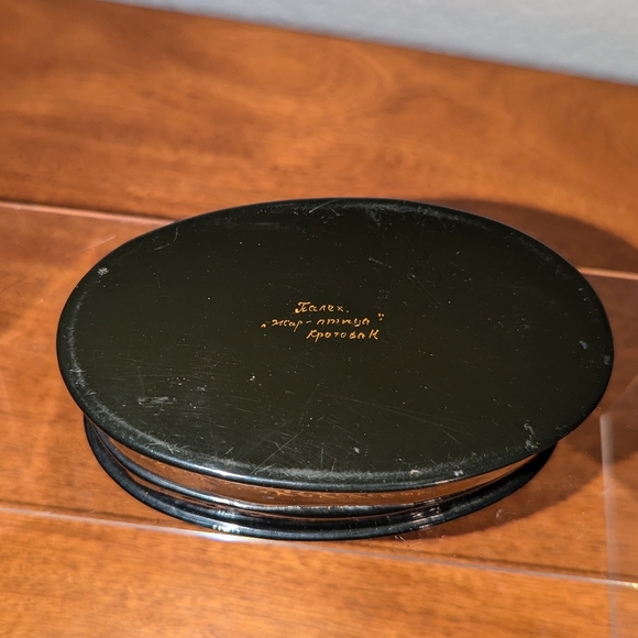 Palekh Russian  Hinged Vintage Box - Picture 9 of 12